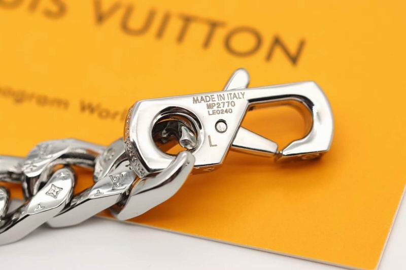 LV Bracelet 04yxs376 (8)