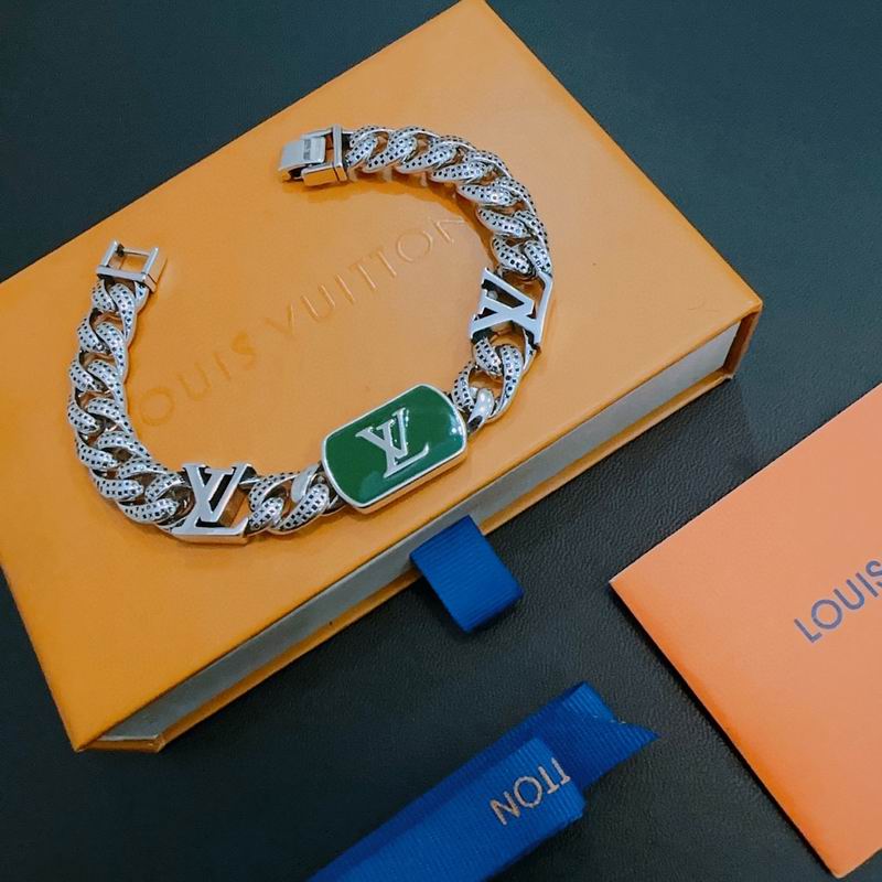 LV Bracelet 04yxs378 (2)