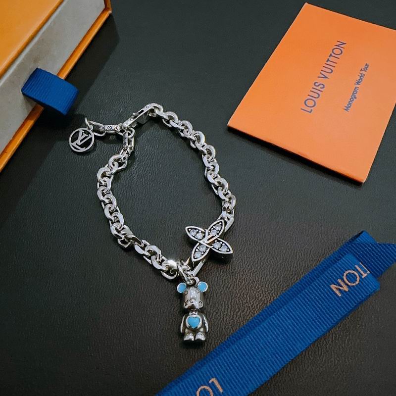 LV Bracelet 04yxs379 (3)