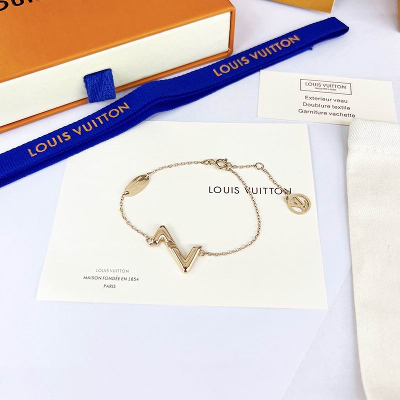 LV Bracelet 04yxs382 (3)