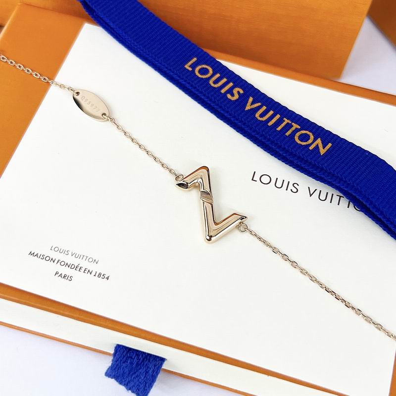 LV Bracelet 04yxs382 (4)
