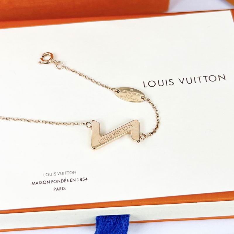 LV Bracelet 04yxs382 (8)