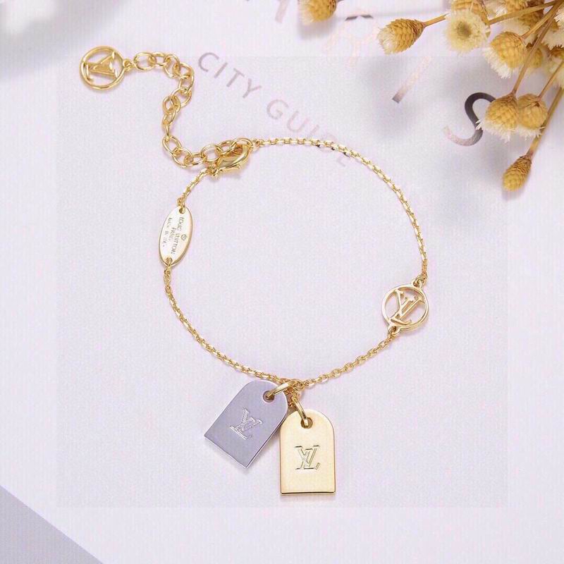 LV Bracelet 04yxs383 (8)