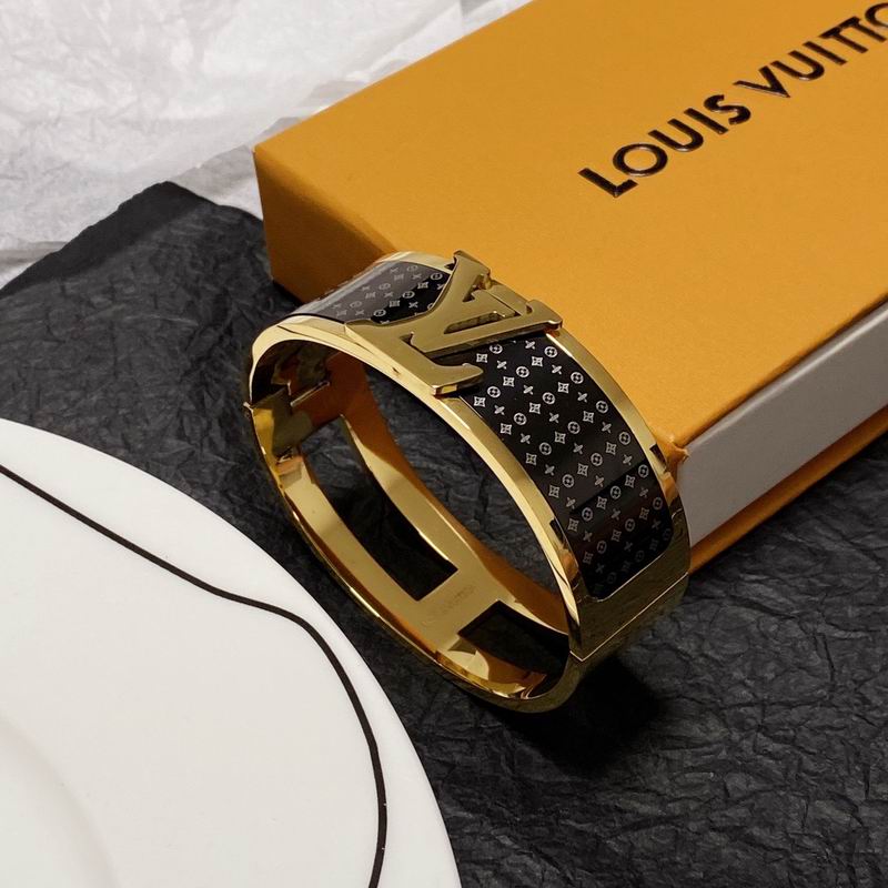 LV Bracelet 04yxs387 (6)