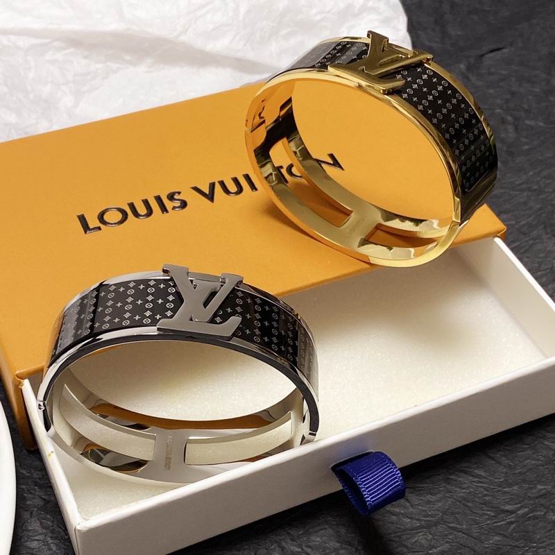 LV Bracelet 04yxs387 (7)