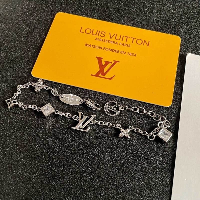LV Bracelet 04yxs400 (8)