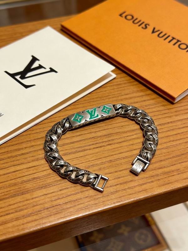 LV Bracelet 04yxs402 (8)