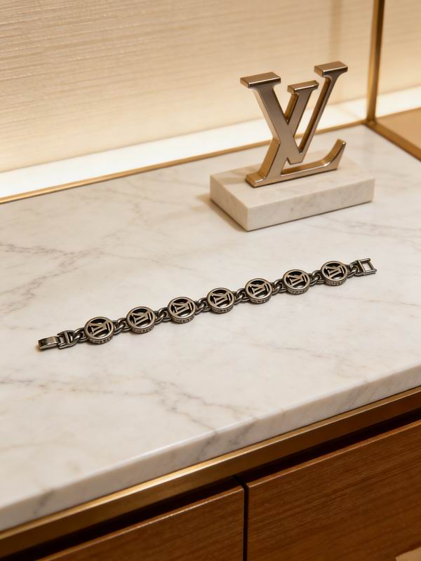 LV Bracelet 04yxs403 (8)
