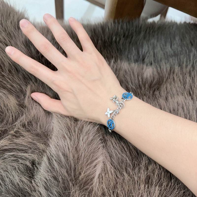 LV Bracelet 04yxs410 (9)