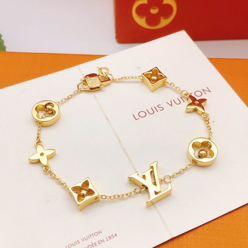 LV Bracelet 04yxs411 (4)