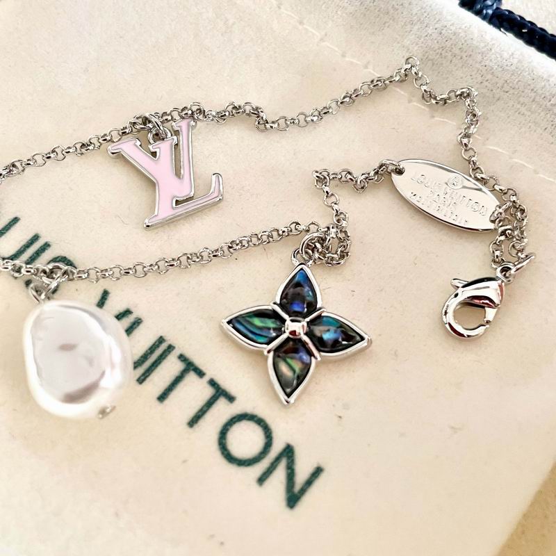LV Bracelet 04yxs413 (8)