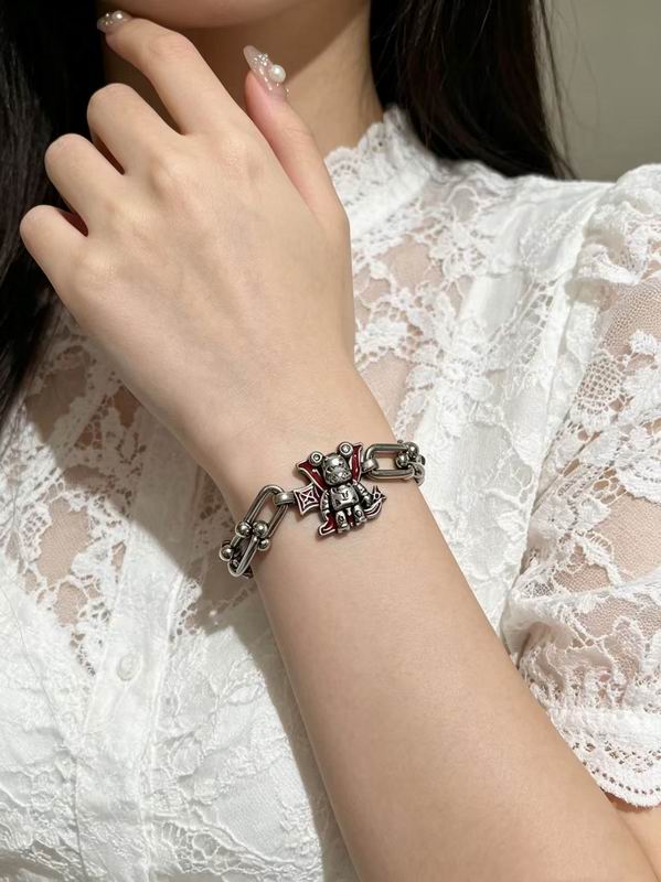 LV Bracelet 04yxs417 (4)