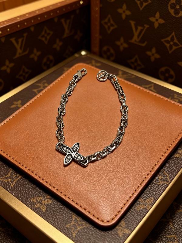 LV Bracelet 04yxs421 (8)
