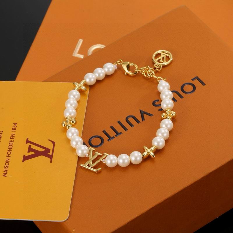 LV Bracelet 04yxs424 (8)