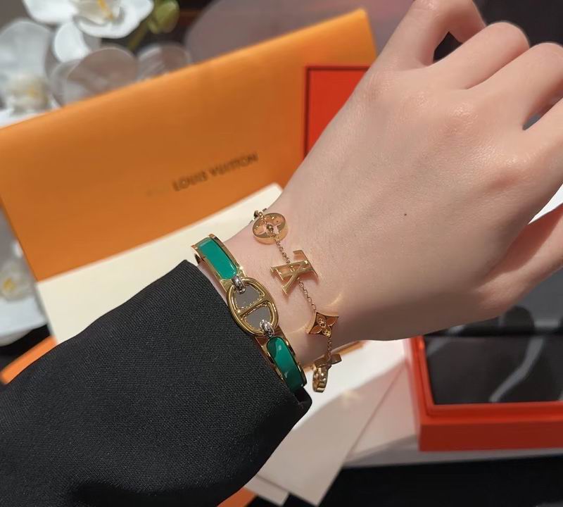 LV Bracelet 04yxs429 (6)