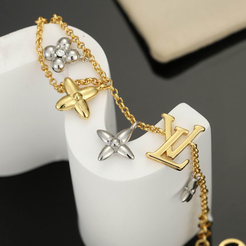 LV Bracelet 04yxs430 (12)