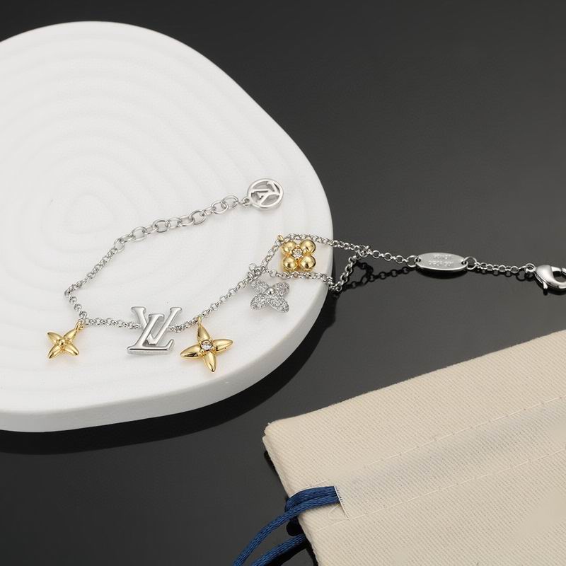 LV Bracelet 04yxs430 (4)