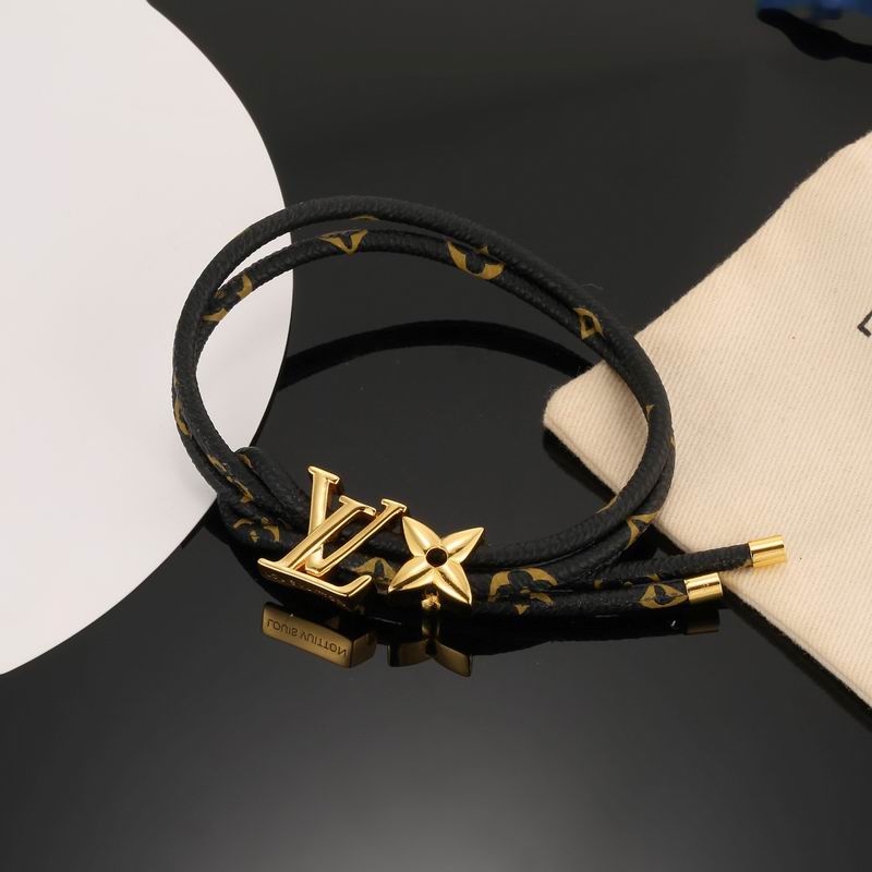 LV Bracelet 04yxs431 (1)