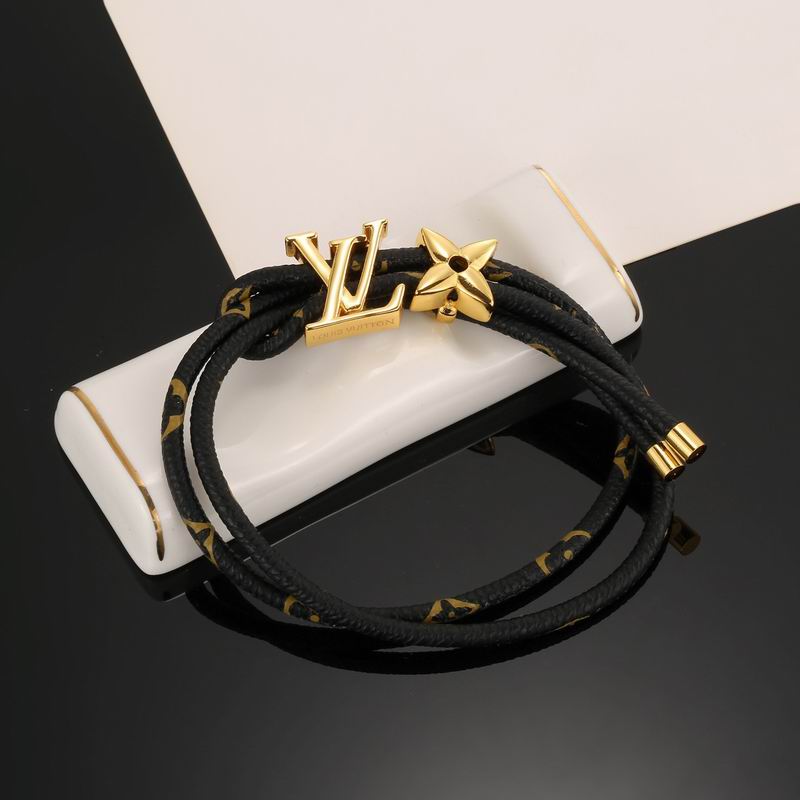 LV Bracelet 04yxs431 (2)
