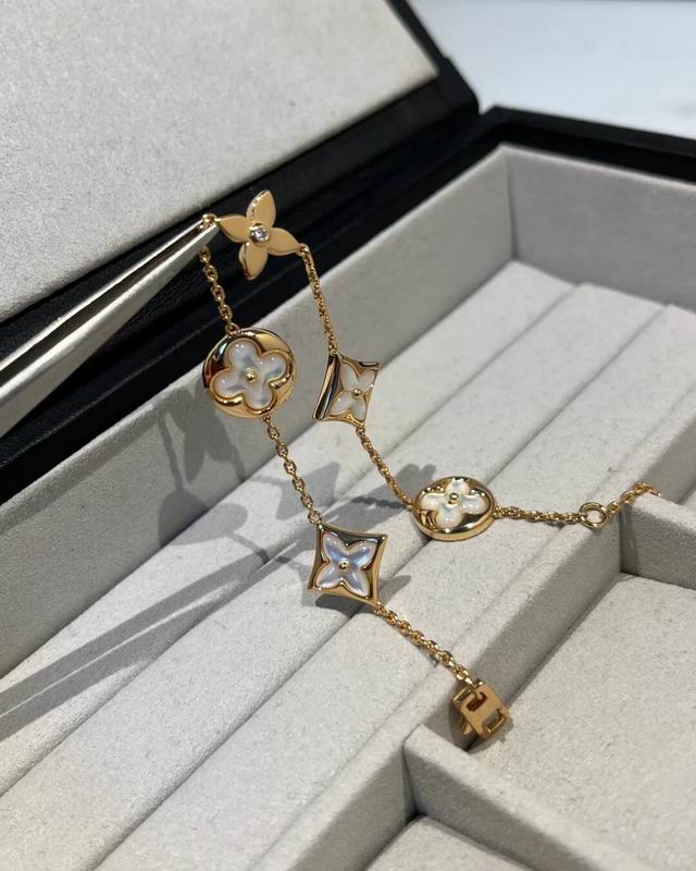 LV Bracelet 04yxs436 (10)