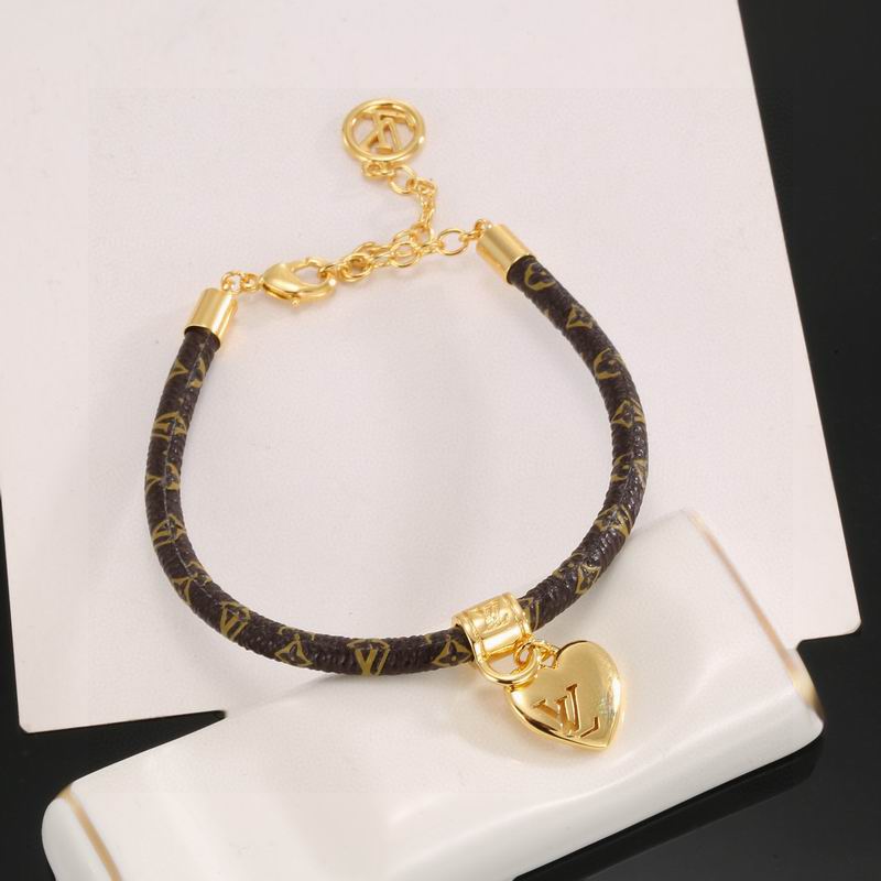 LV Bracelet 04yxs437 (4)