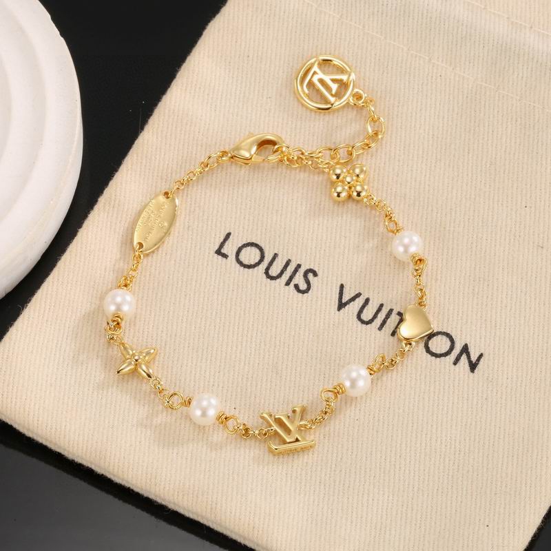 LV Bracelet 04yxs441 (3)