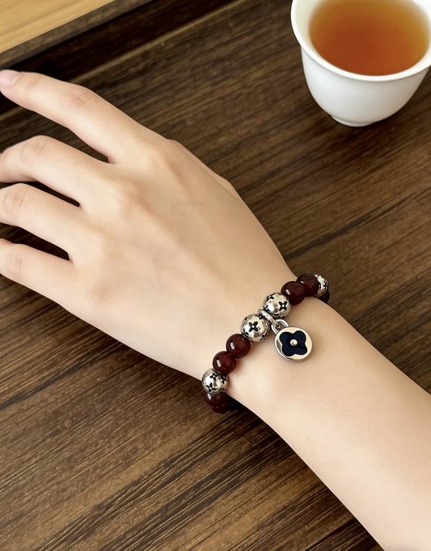 LV Bracelet 04yxs62 (5)