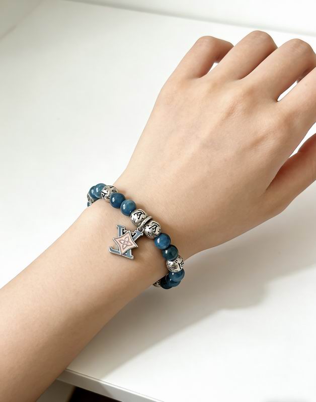 LV Bracelet 04yxs64 (4)