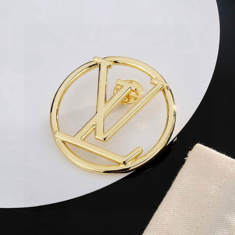 LV Brooch 03yxs01 (1)