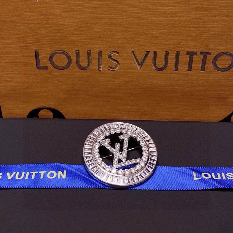LV Brooch 04yxs08 (5)