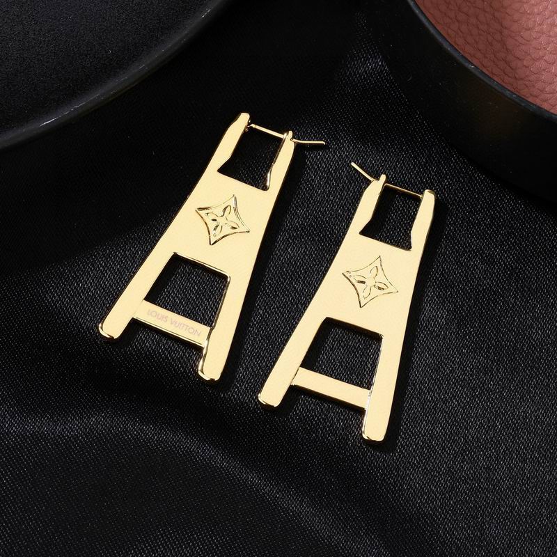 LV Earring 03yxs100 (5)