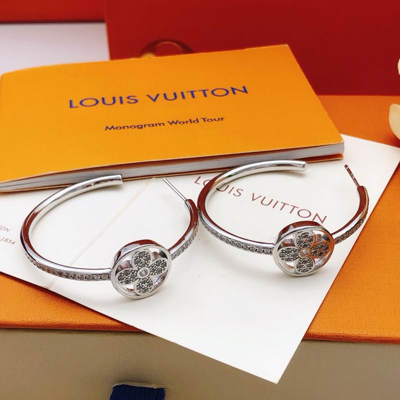 LV Earring 03yxs29 (3)