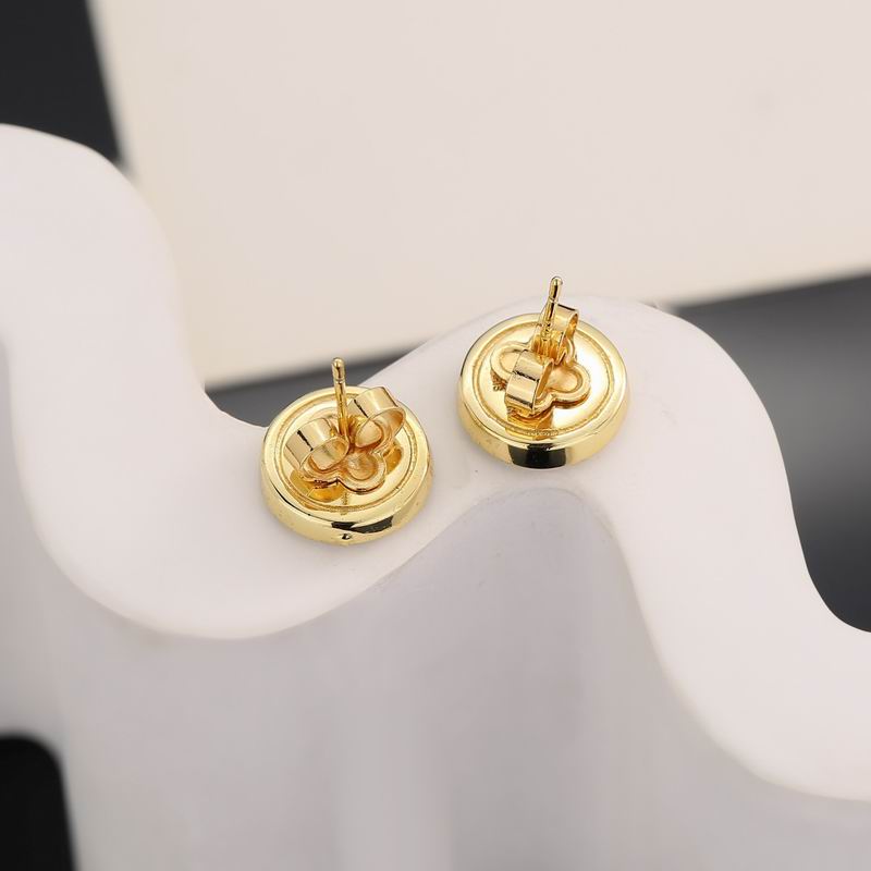 LV Earring 03yxs31 (4)