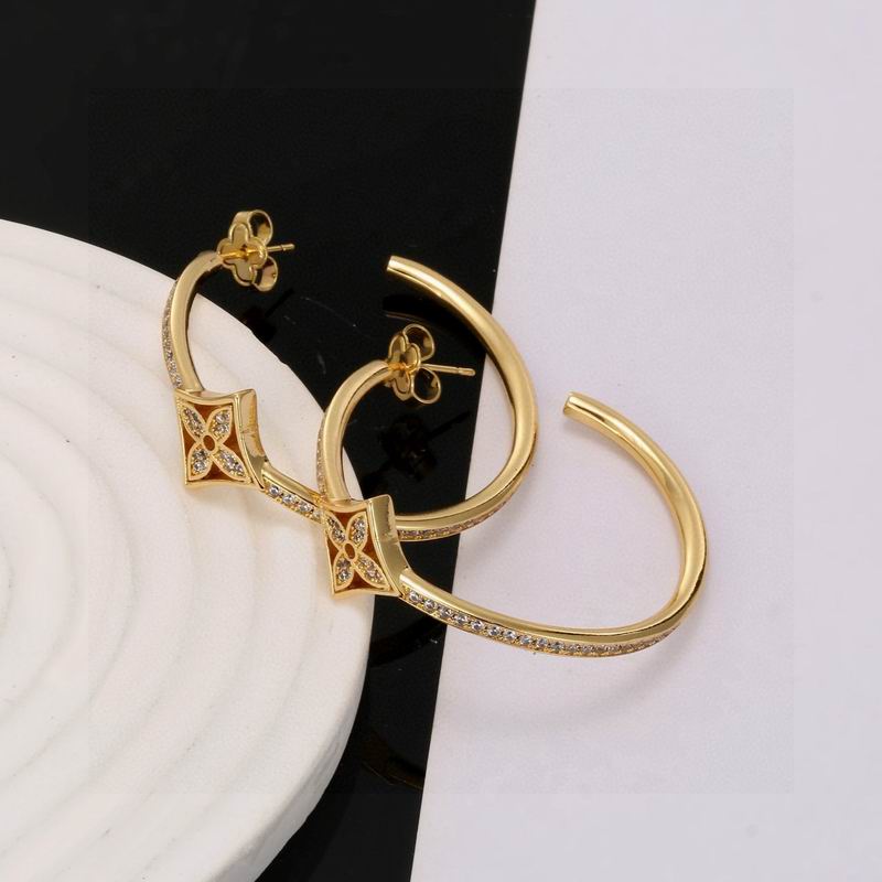 LV Earring 03yxs43 (6)