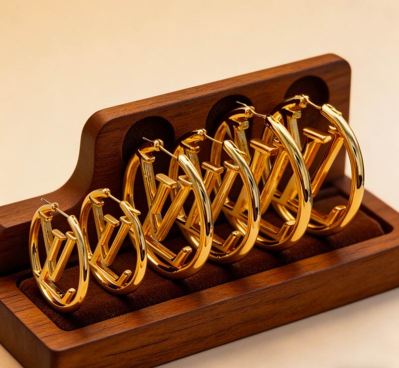 LV Earring 03yxs45 (3)