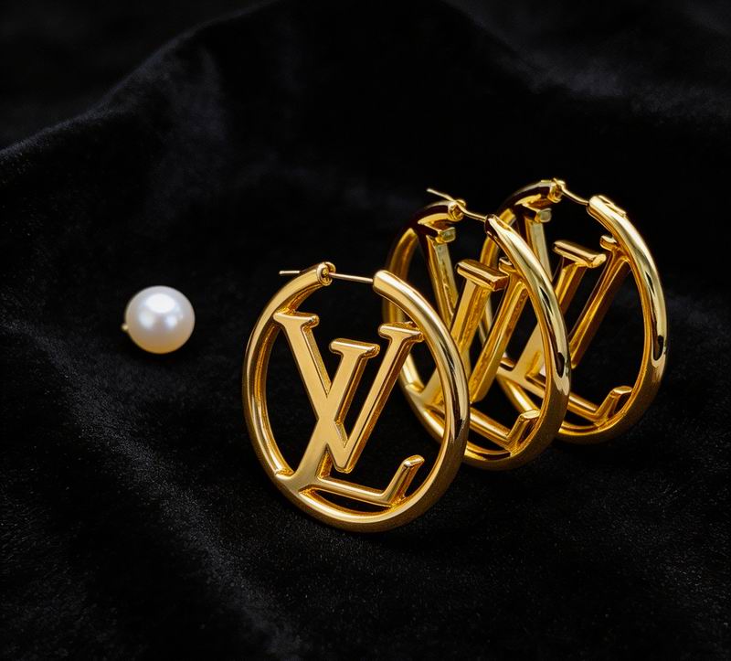 LV Earring 03yxs45 (6)