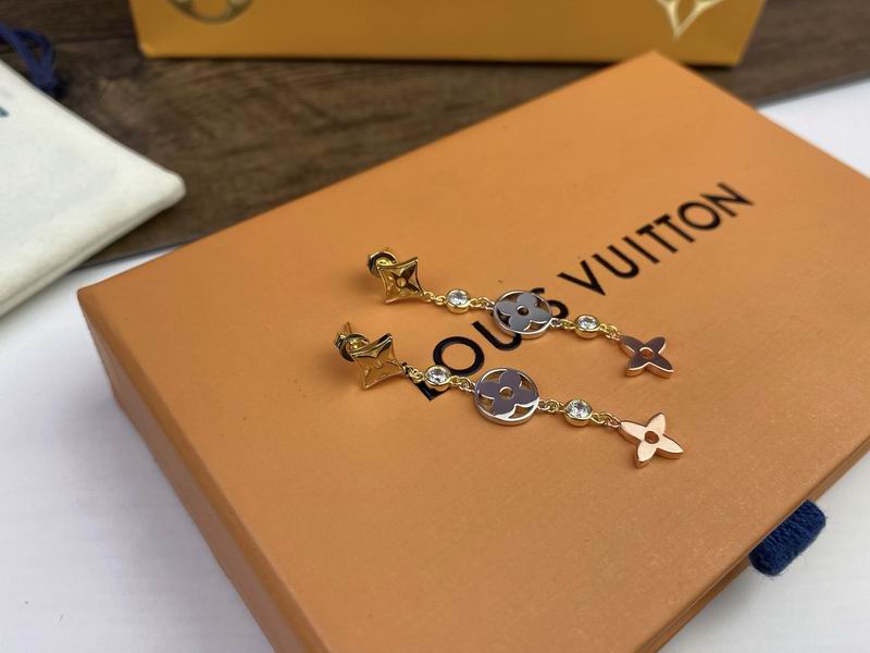 LV Earring 03yxs47 (3)