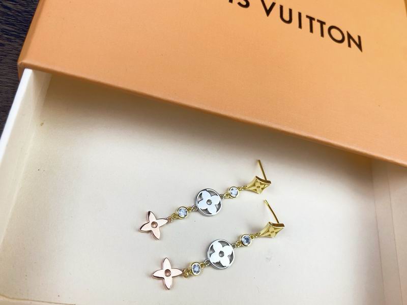 LV Earring 03yxs47 (4)