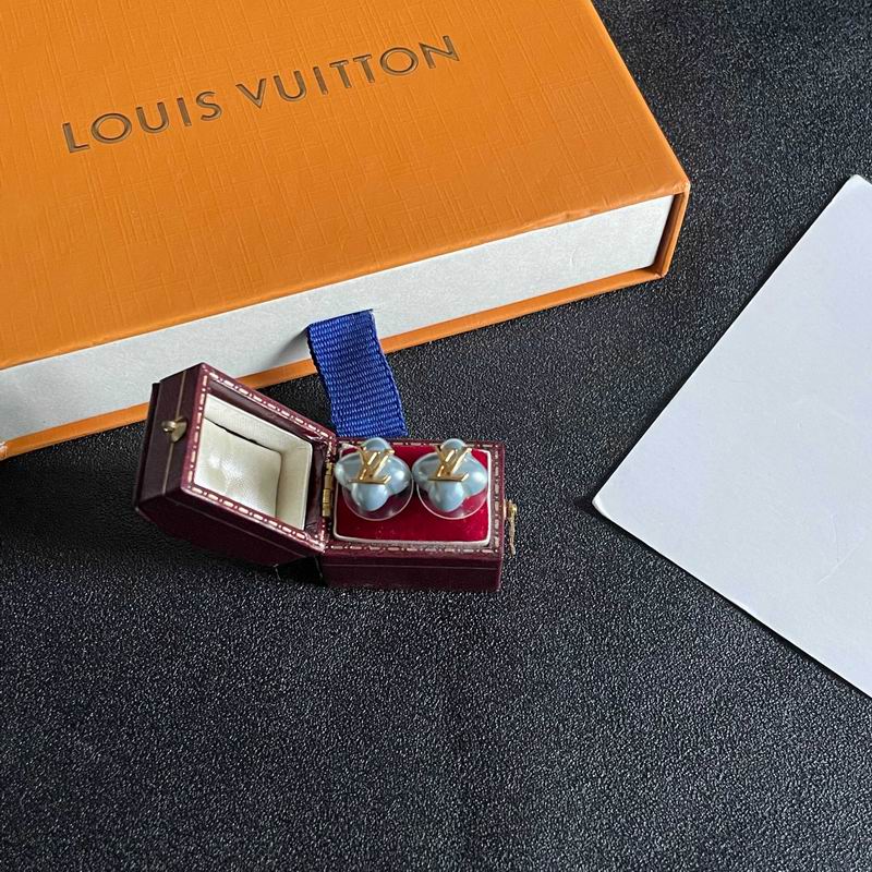 LV Earring 03yxs48 (8)