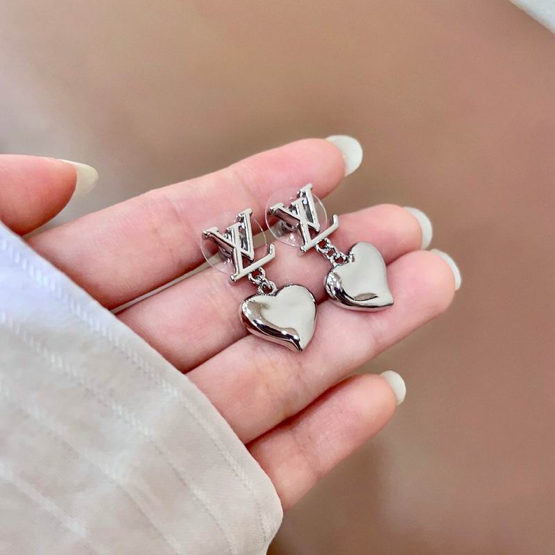 LV Earring 03yxs49 (7)