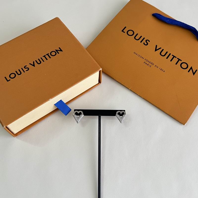 LV Earring 03yxs67 (4)