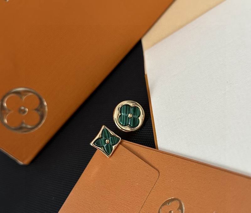LV Earring 03yxs86 (3)