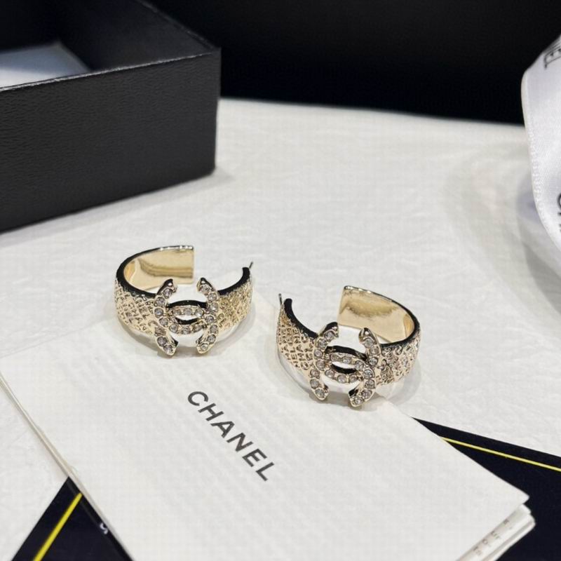 LV Earring 04yxs136 (1)