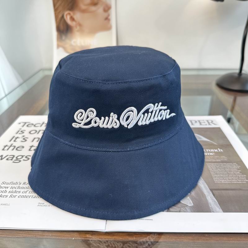 LV Hat dx (1015)