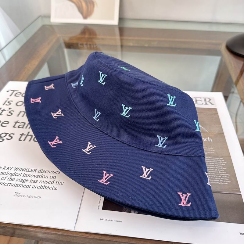 LV Hat dx (1017)