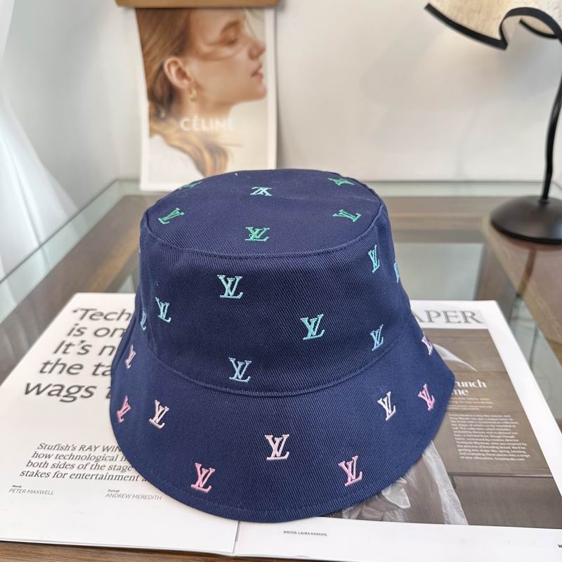 LV Hat dx (1023)