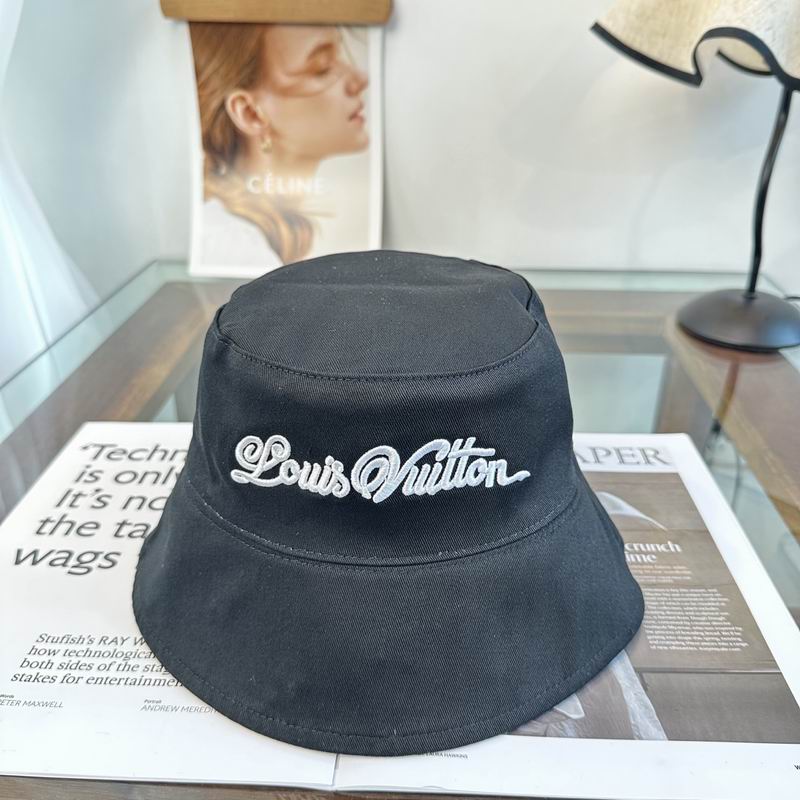 LV Hat dx (1026)