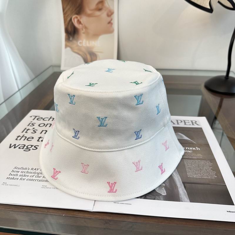 LV Hat dx (1045)