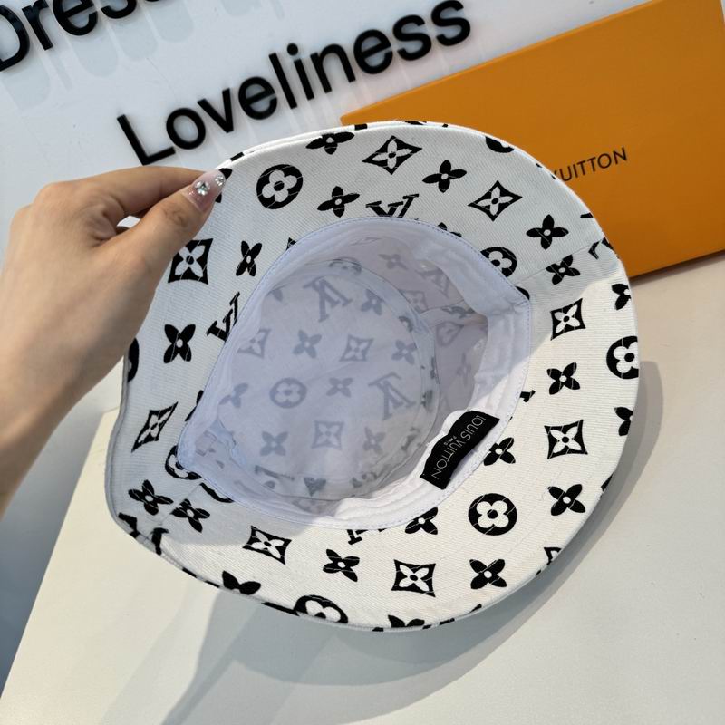 LV Hat dx (1058)