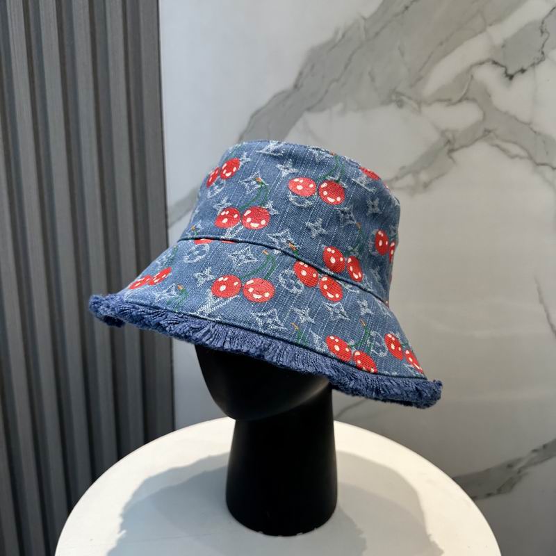LV Hat dx (1109)